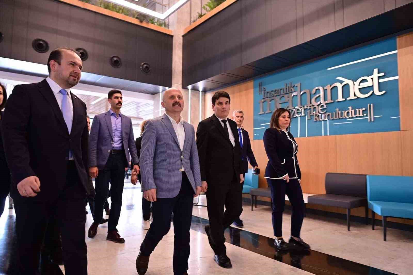 Vali Varol, Şehir Hastanesi&rsquo;nde incelemelerde bulundu