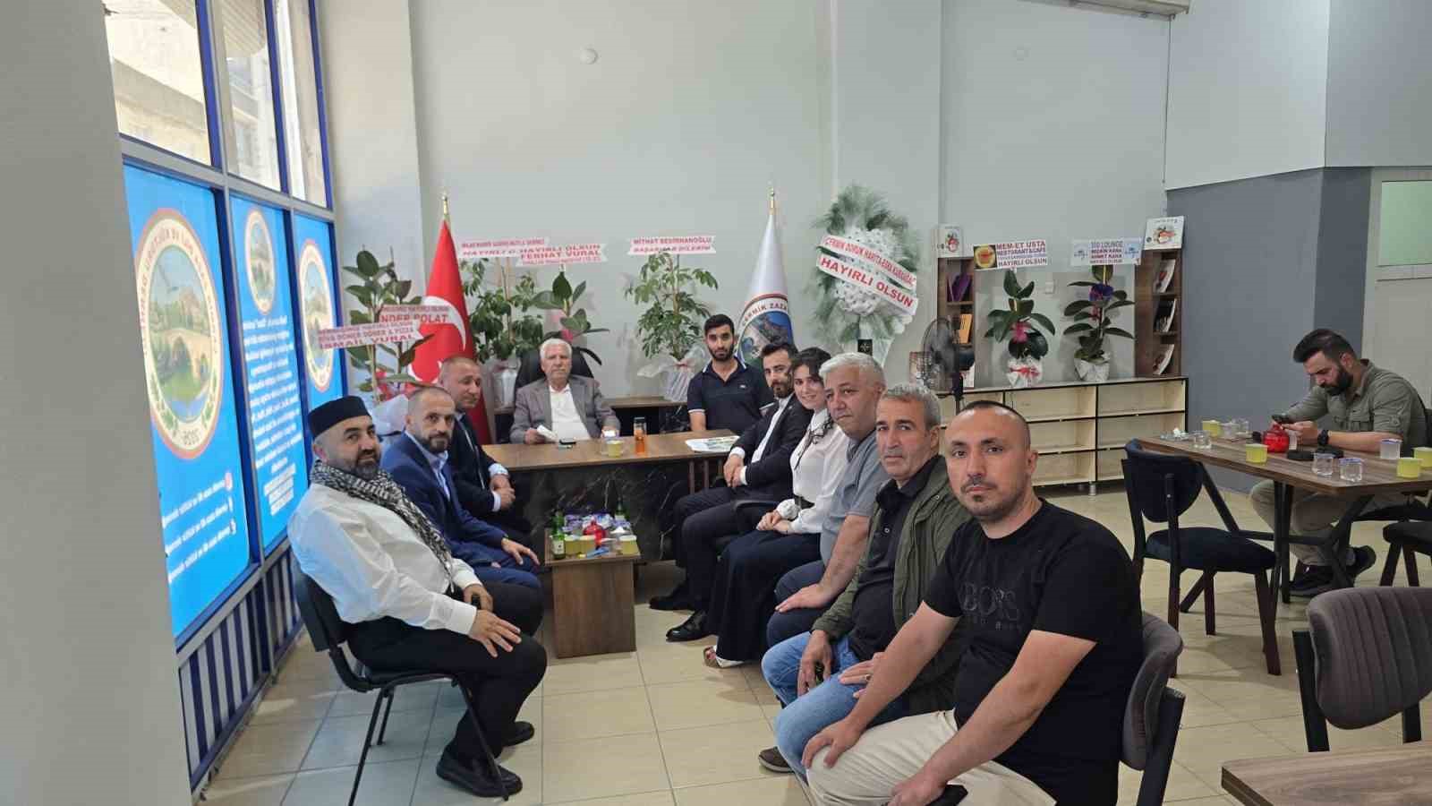 Avrupa Demokratlar Birliği heyetinden &Ccedil;ermik temasları