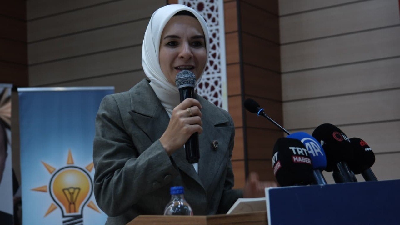 Bakan G&ouml;ktaş: "Doğurganlık oranındaki d&uuml;ş&uuml;ş nedeniyle aileyi g&uuml;&ccedil;lendiren politikaları s&uuml;rd&uuml;r&uuml;yoruz"