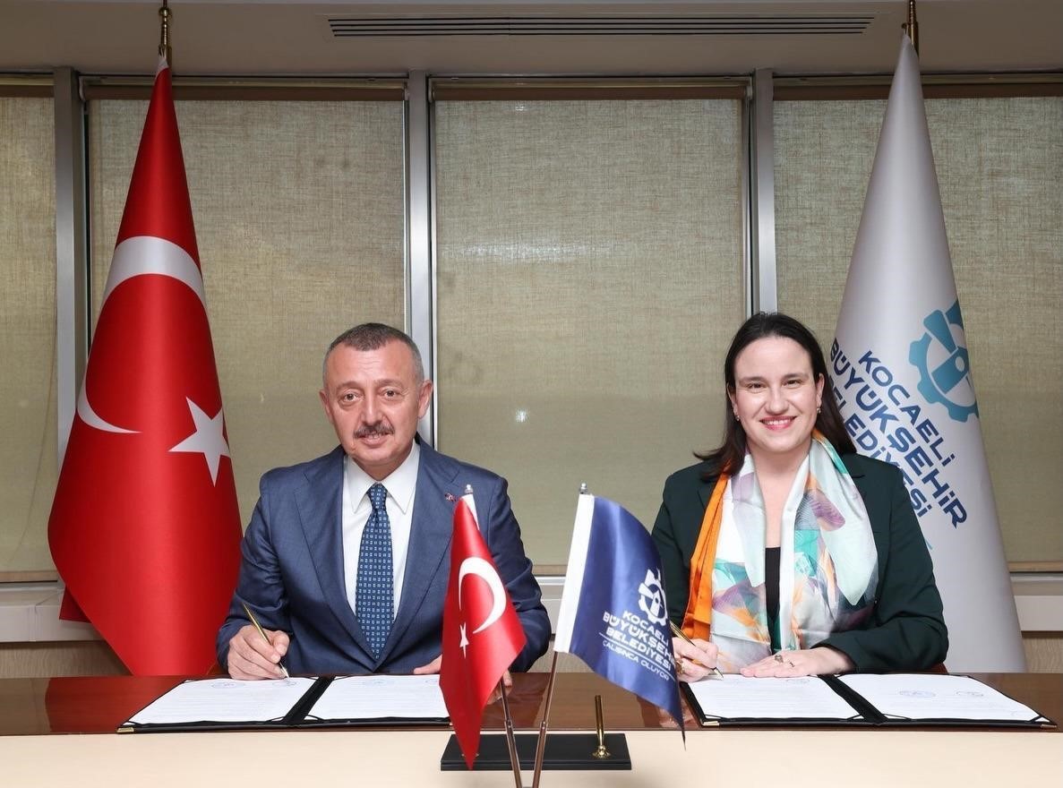 Kocaeli ile Bosna Hersek&rsquo;in Novo Sarajevo kenti kardeş şehir oldu