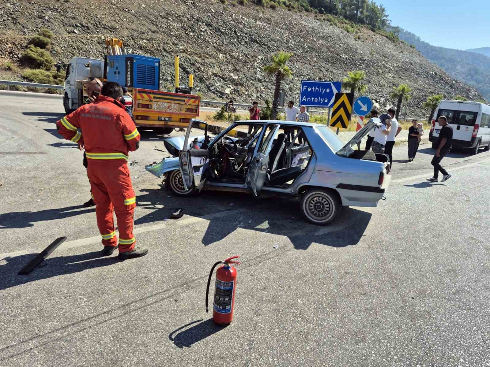 G&ouml;cek T&uuml;neli &ccedil;ıkışında sıkışmalı trafik kazası