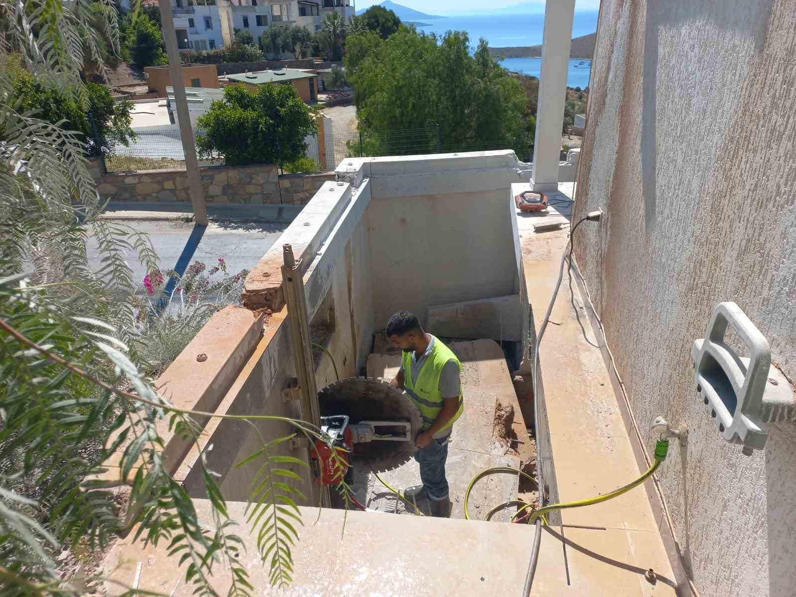 Bodrum Belediyesi ka&ccedil;ak yapıyla m&uuml;cadelesini s&uuml;rd&uuml;r&uuml;yor