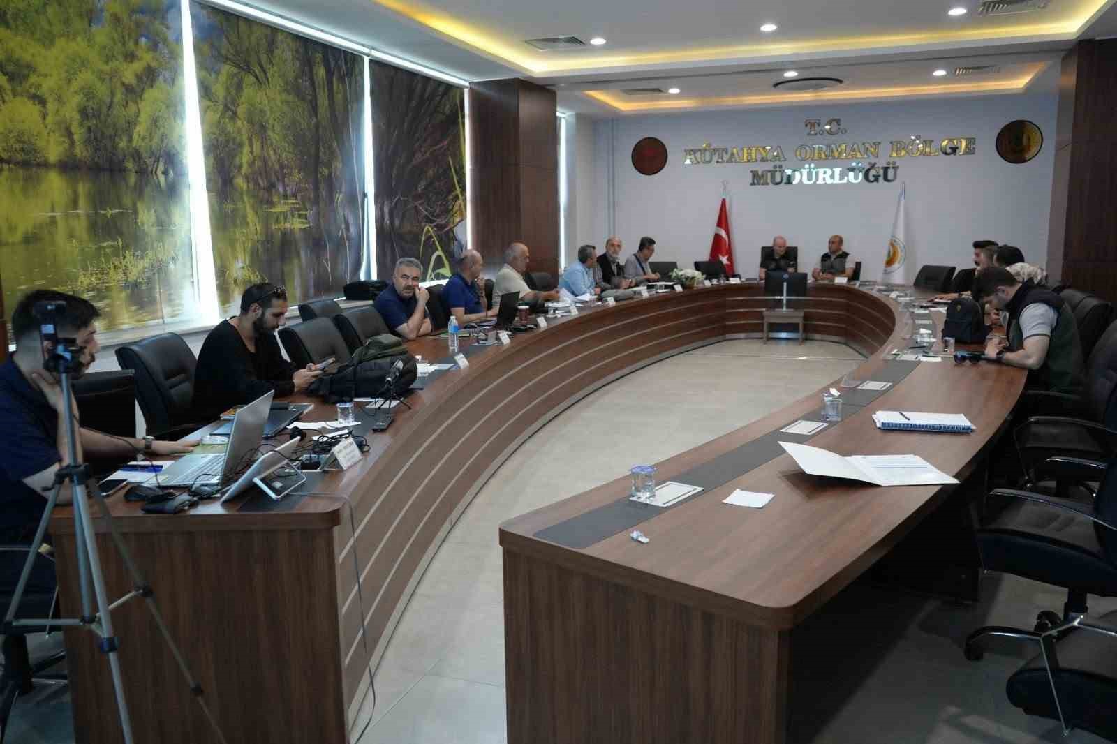 K&uuml;tahya&rsquo;da Biyolojik &Ccedil;eşitlilik Planı ve Ekosistem Hizmetleri raporlarına y&ouml;nelik başlangı&ccedil; toplantıları