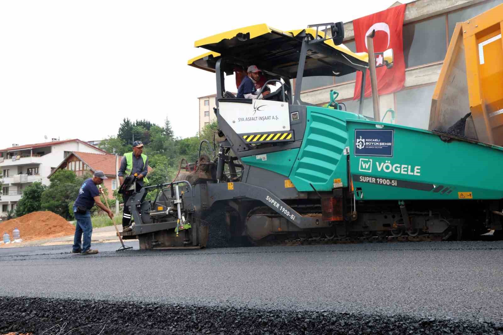 Başiskele&rsquo;deki Hoca Ahmet Yesevi Caddesi duble yola d&ouml;n&uuml;şt&uuml;r&uuml;l&uuml;yor