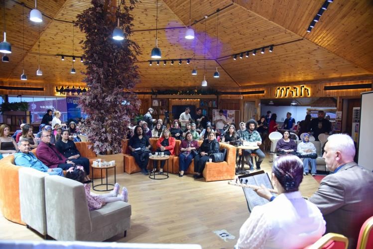 BŞE&Uuml;&rsquo;de &lsquo;T&uuml;rk T&ouml;resinde Kadın&rsquo; s&ouml;yleşisi ve &lsquo;T&uuml;rk&uuml;lerle Bilecik&rsquo; akşamı d&uuml;zenlendi