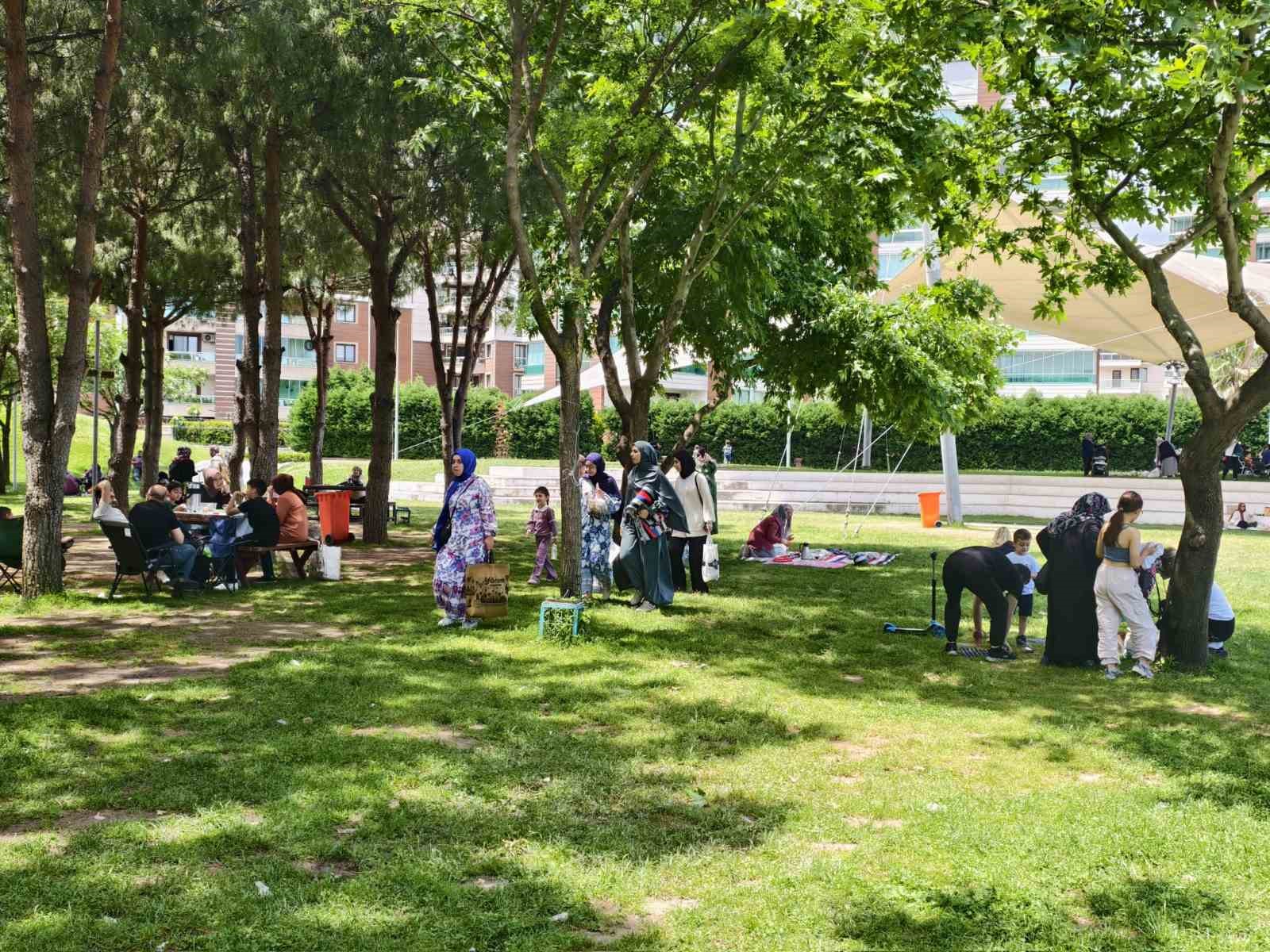 19 Mayıs’ta Atatürk Kent Parkı doldu taştı