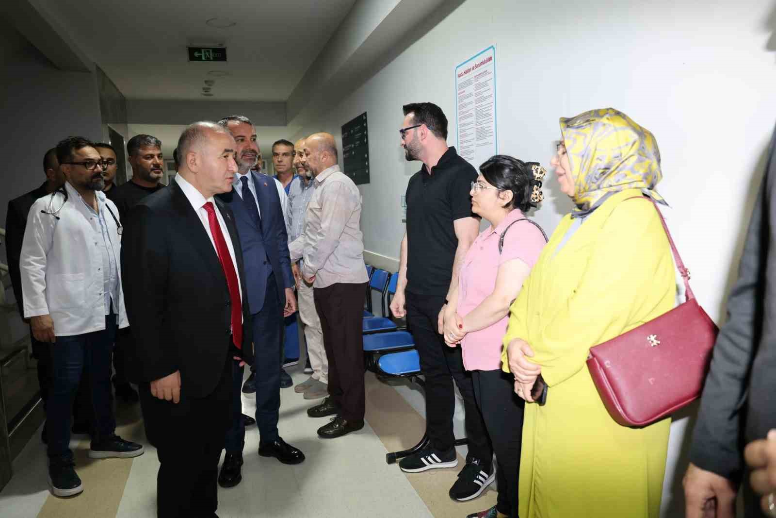 Başhekim Y&uuml;zge&ccedil;, Uzm. Dr. &Ccedil;akar&rsquo;ın sağlık durumu hakkında bilgi verdi