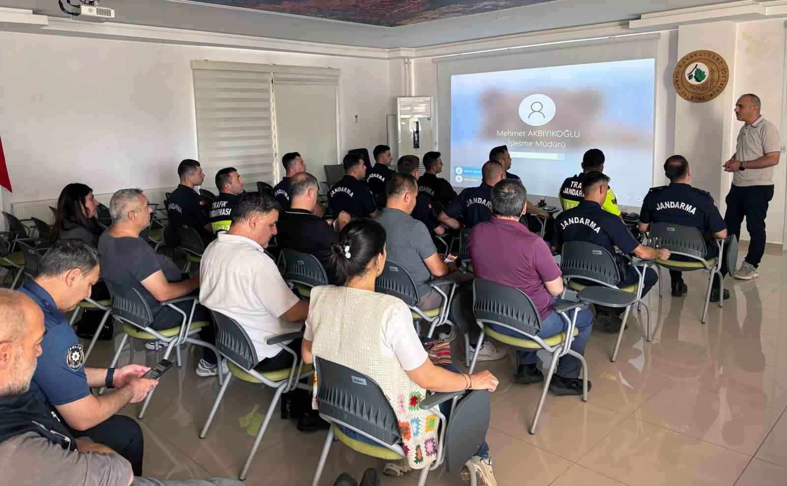 Kavaklıdere&rsquo;de orman yangınlarıyla m&uuml;cadele eğitimi d&uuml;zenlendi