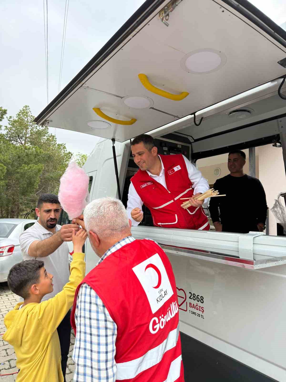 Muradiye&rsquo;de &ccedil;ocuklar i&ccedil;in bayram etkinliği d&uuml;zenlendi