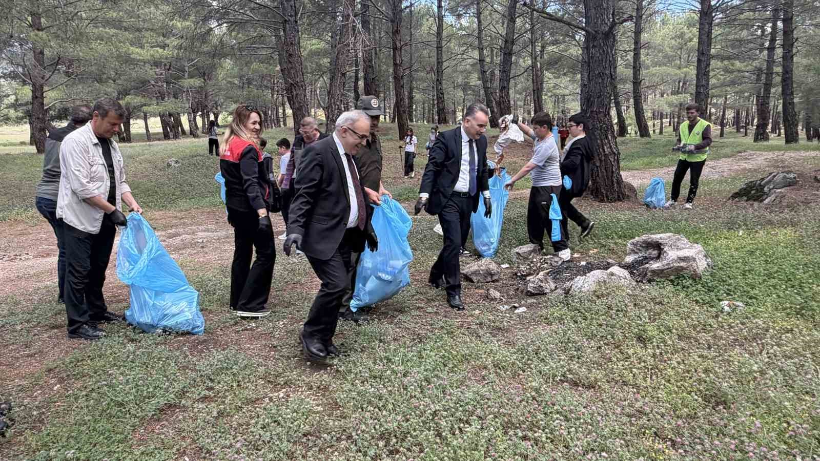 Edremit&rsquo;te "Orman Benim" seferberliği