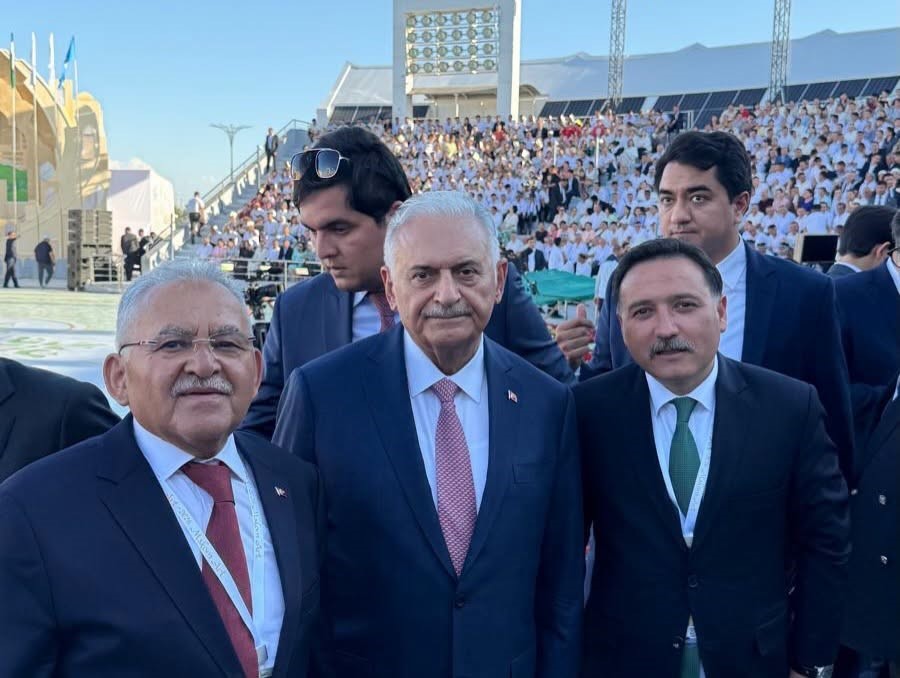 Başkan B&uuml;y&uuml;kkılı&ccedil; ve Vali &Ccedil;i&ccedil;ek, &Ouml;zbekistan&rsquo;da onur konuğu olarak Kayseri&rsquo;yi temsil etti