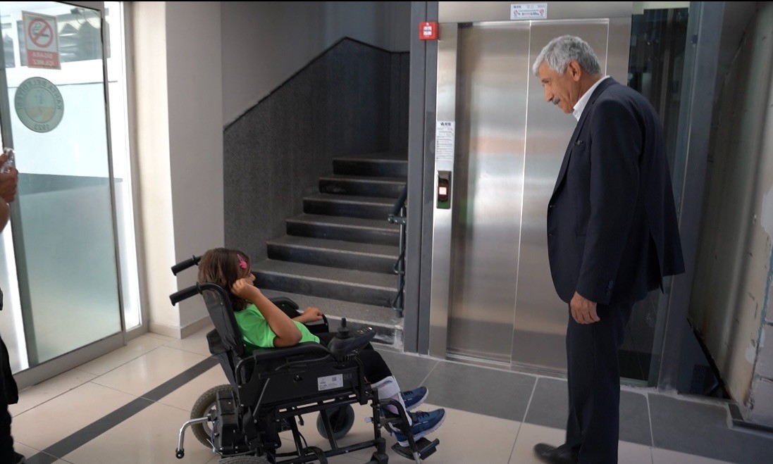 Başkan Halla&ccedil;: "Engelli Kardeşlerimizin Her Zaman Yanındayız"