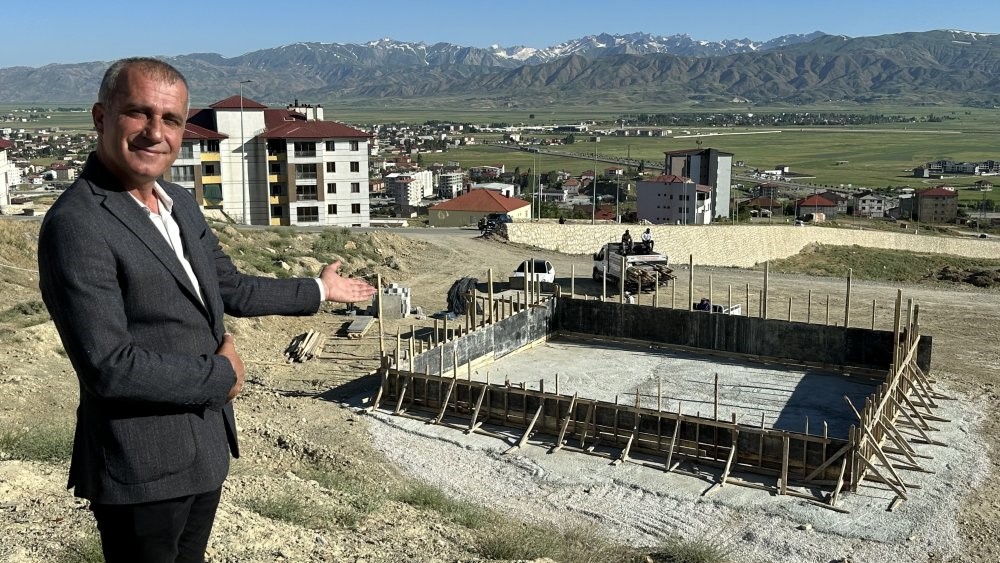 Y&uuml;ksekova&rsquo;da b&ouml;lgede bir ilk olan gassilhane inşaatına başlandı