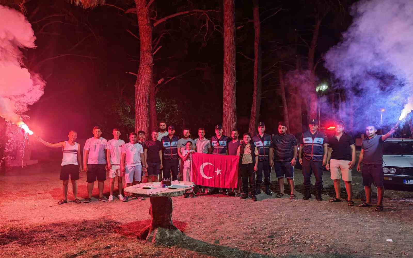 Jandarma ekiplerine kavga ihbarlı s&uuml;rpriz kutlama