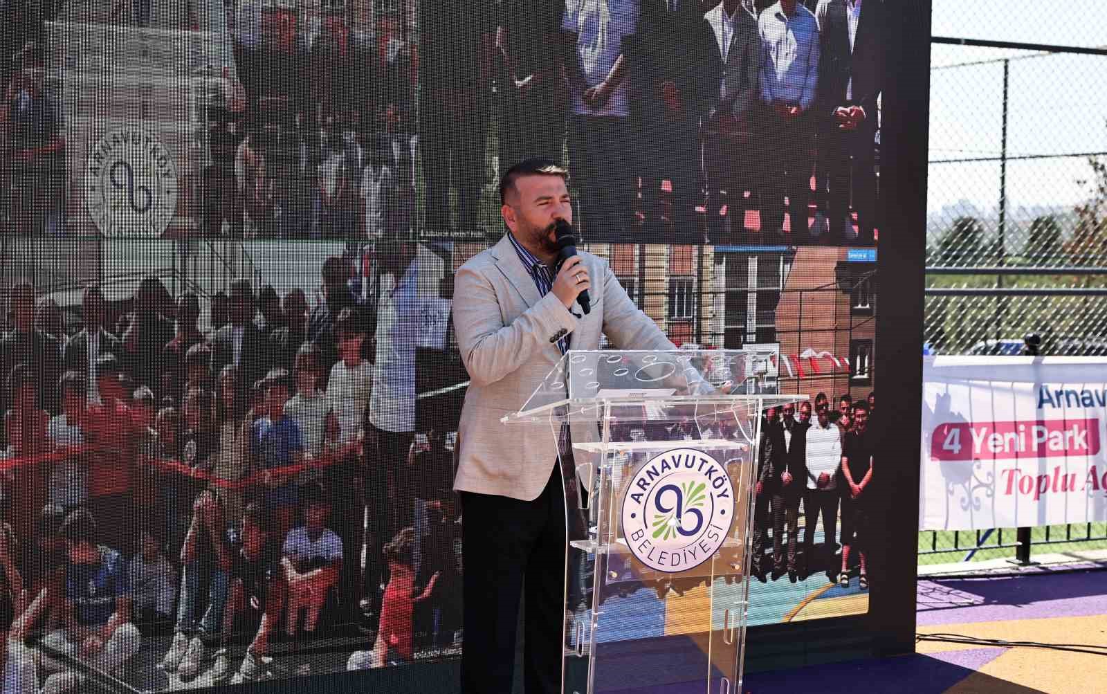 Arnavutk&ouml;y&rsquo;e 4 yeni park, 6 bin 400 metrekarelik yeni yaşam alanı kazandırıldı