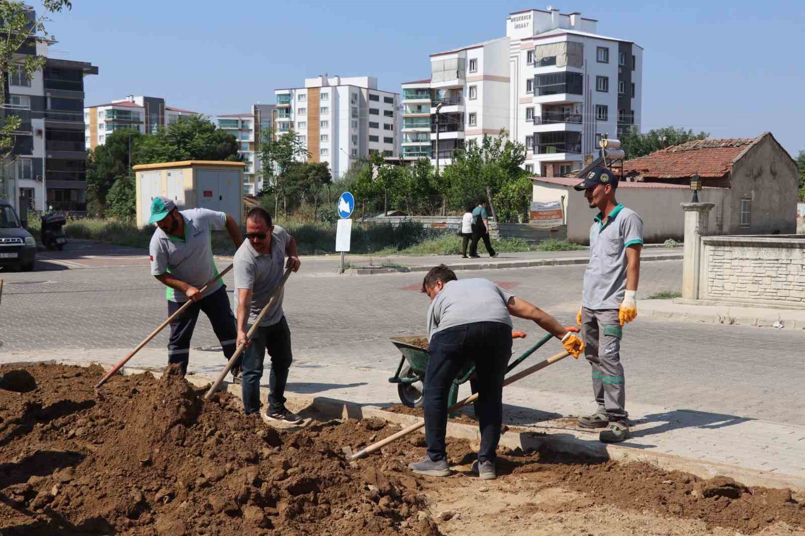 Nazilli&rsquo;de yol, altyapı ve park &ccedil;alışmaları s&uuml;r&uuml;yor