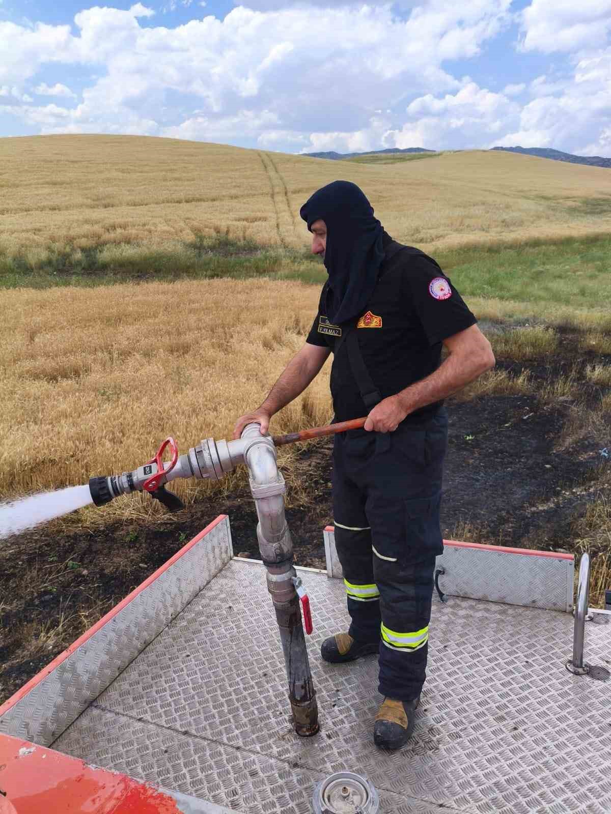 Silvan&rsquo;da 2 d&ouml;n&uuml;ml&uuml;k ekili alan k&uuml;l oldu