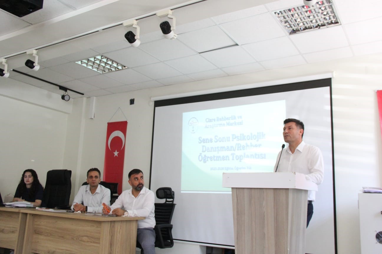 Cizre&rsquo;de yıl sonu rehber &ouml;ğretmenler toplantısı yapıldı