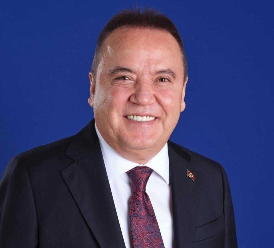 Muhittin B&ouml;cek&rsquo;ten cezaevinde ek ifade: "Ekrem İmamoğlu benden 15 milyon Euro istedi, 5 milyonu havala sistemiyle g&ouml;nderdim"