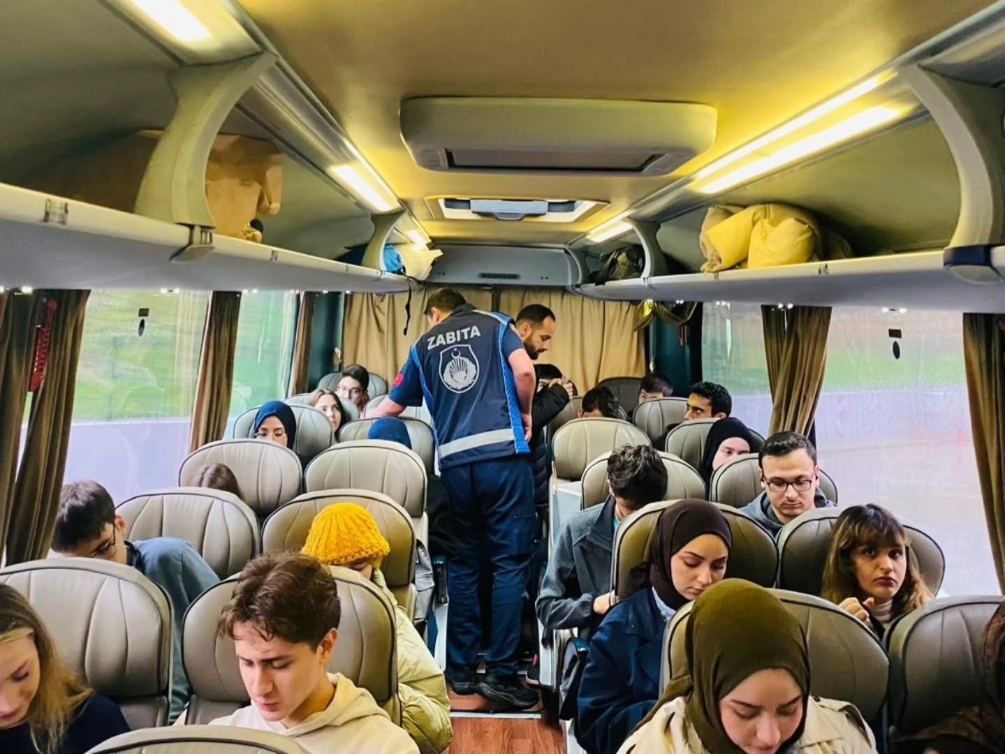 G&ouml;lc&uuml;k Belediyesinin &uuml;cretsiz seferlerinden 5 bini aşkın &uuml;niversiteli yararlandı