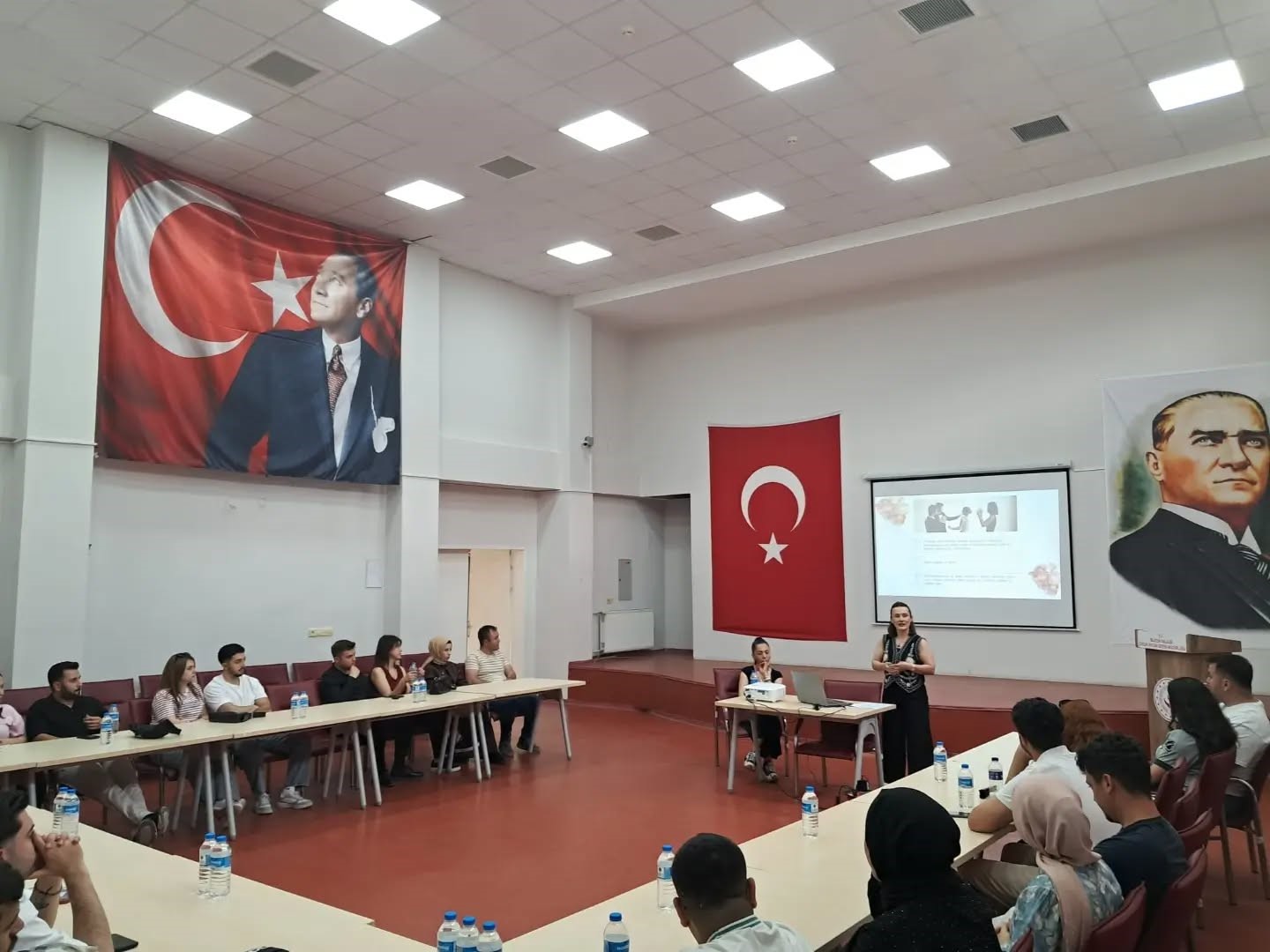 Evlenecek gen&ccedil;lere eğitim ve sağlık desteği