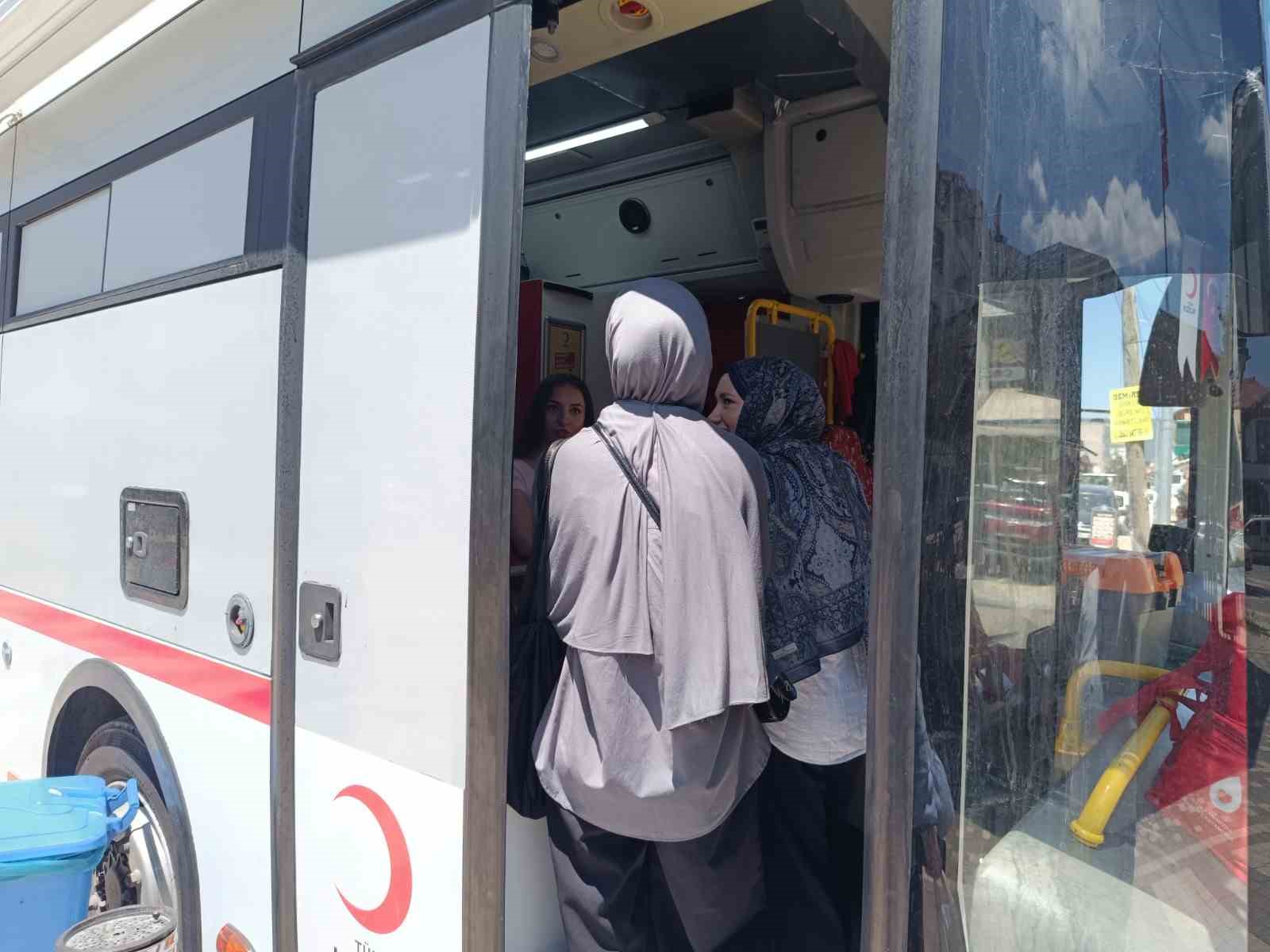 30 &uuml;nite kan onlarca hayata umut oldu