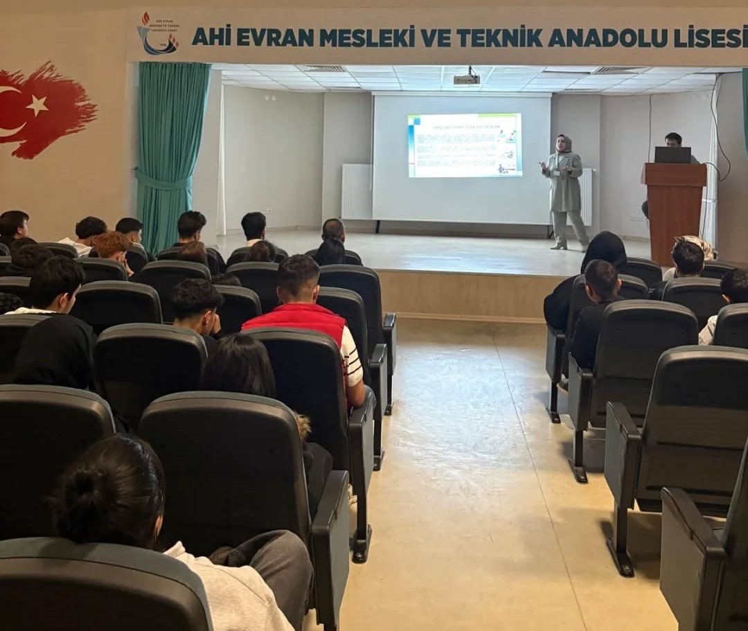 Bayburt&rsquo;ta &ouml;ğrenciler ruh sağlığı konusunda bilgilendirildi