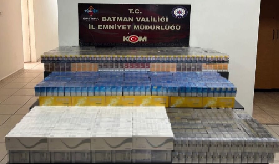 Batman&rsquo;da 8 bin 450 paket ka&ccedil;ak sigara ele ge&ccedil;irildi