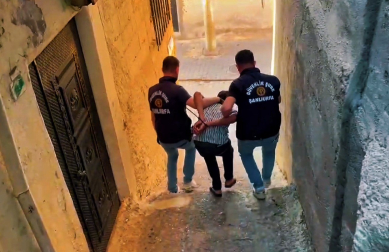 Şanlıurfa merkezli 11 ilde uyuşturucu operasyonu: 362 ş&uuml;pheli hakkında g&ouml;zaltı kararı