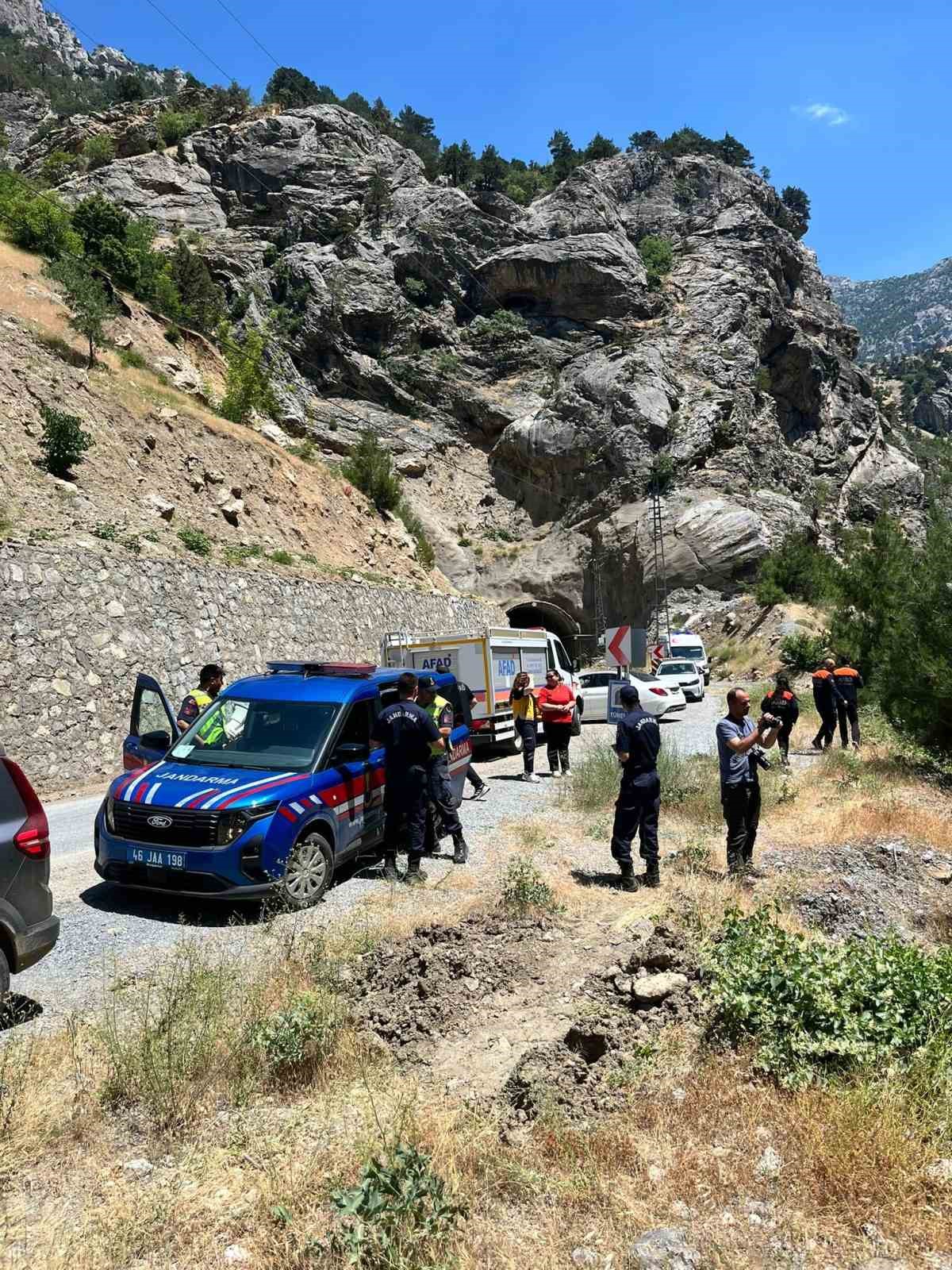 Kahramanmaraş&rsquo;ta nehirde kaybolan vatandaşı arama &ccedil;alışmaları s&uuml;r&uuml;yor