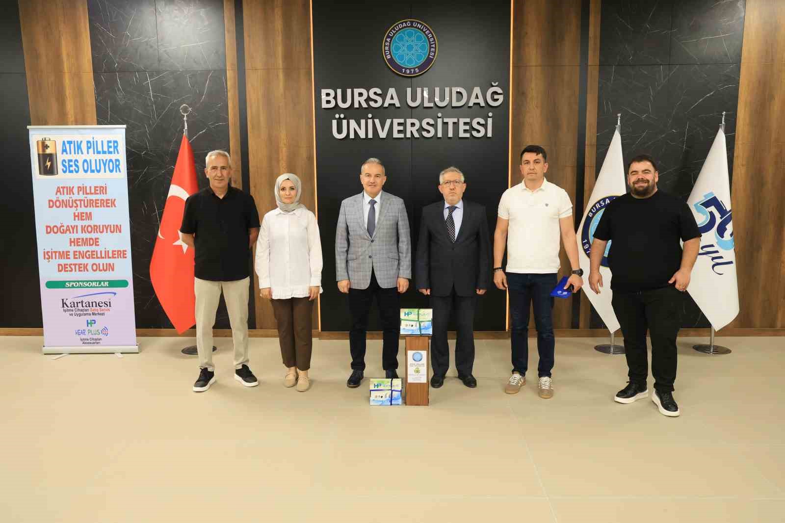 BU&Uuml;&rsquo;de "Atık piller işitme engellilere ses oluyor"