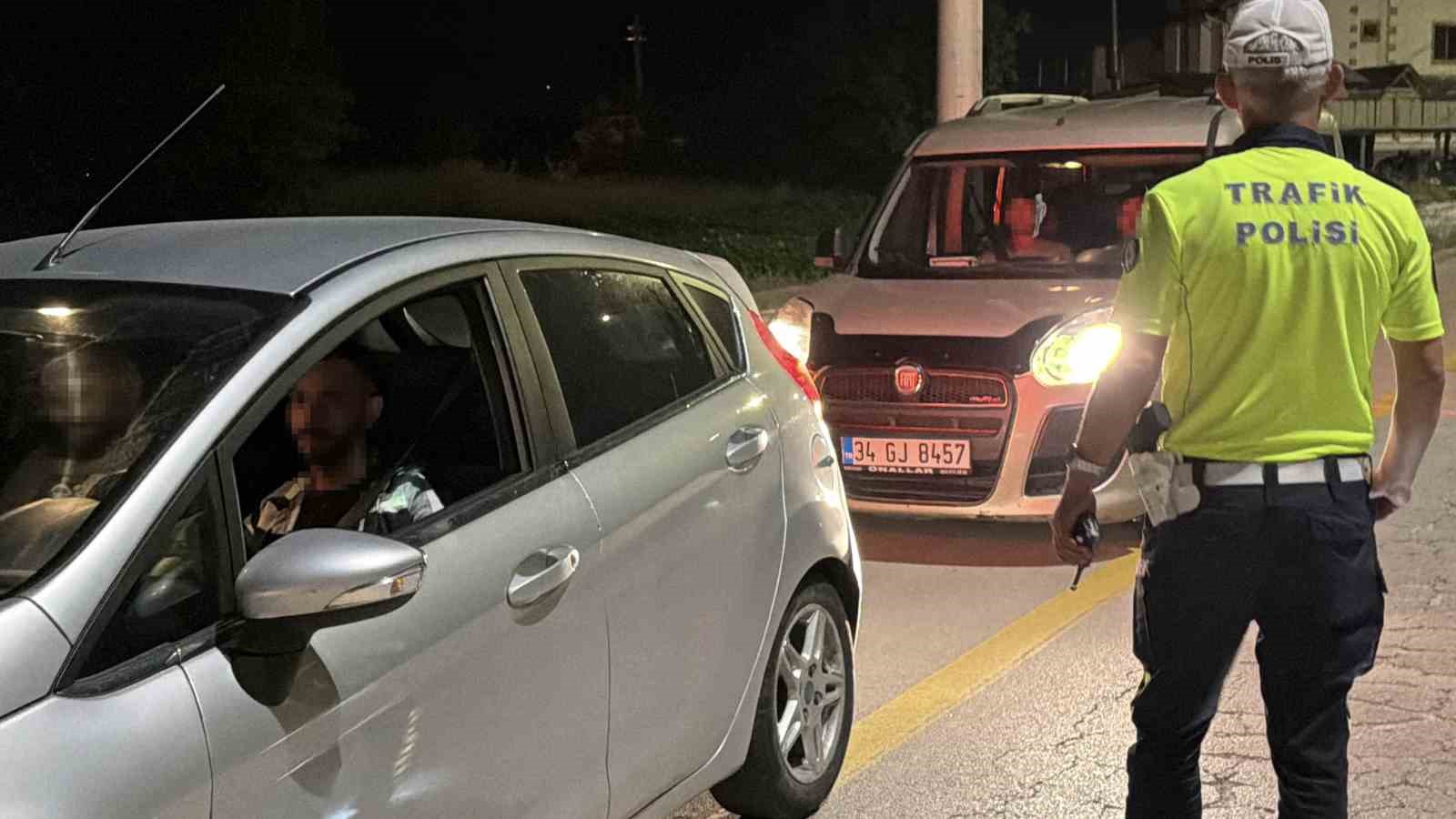 Bolu&rsquo;da bir haftada 32 bin ara&ccedil; denetlendi, bin 756 s&uuml;r&uuml;c&uuml;ye ceza kesildi