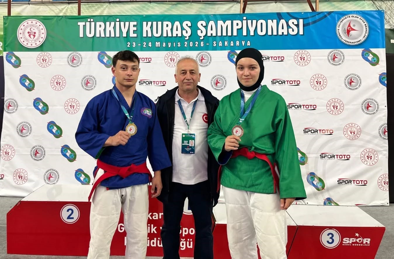 K&uuml;tahya Belediyespor&rsquo;dan T&uuml;rkiye Kuraş Şampiyonası&rsquo;nda &ccedil;ifte başarı