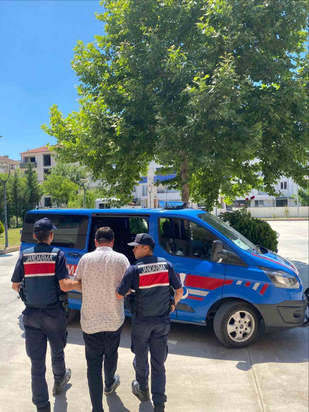 Bilecik&rsquo;te g&ouml;zaltına alınan tefeci tutuklandı
