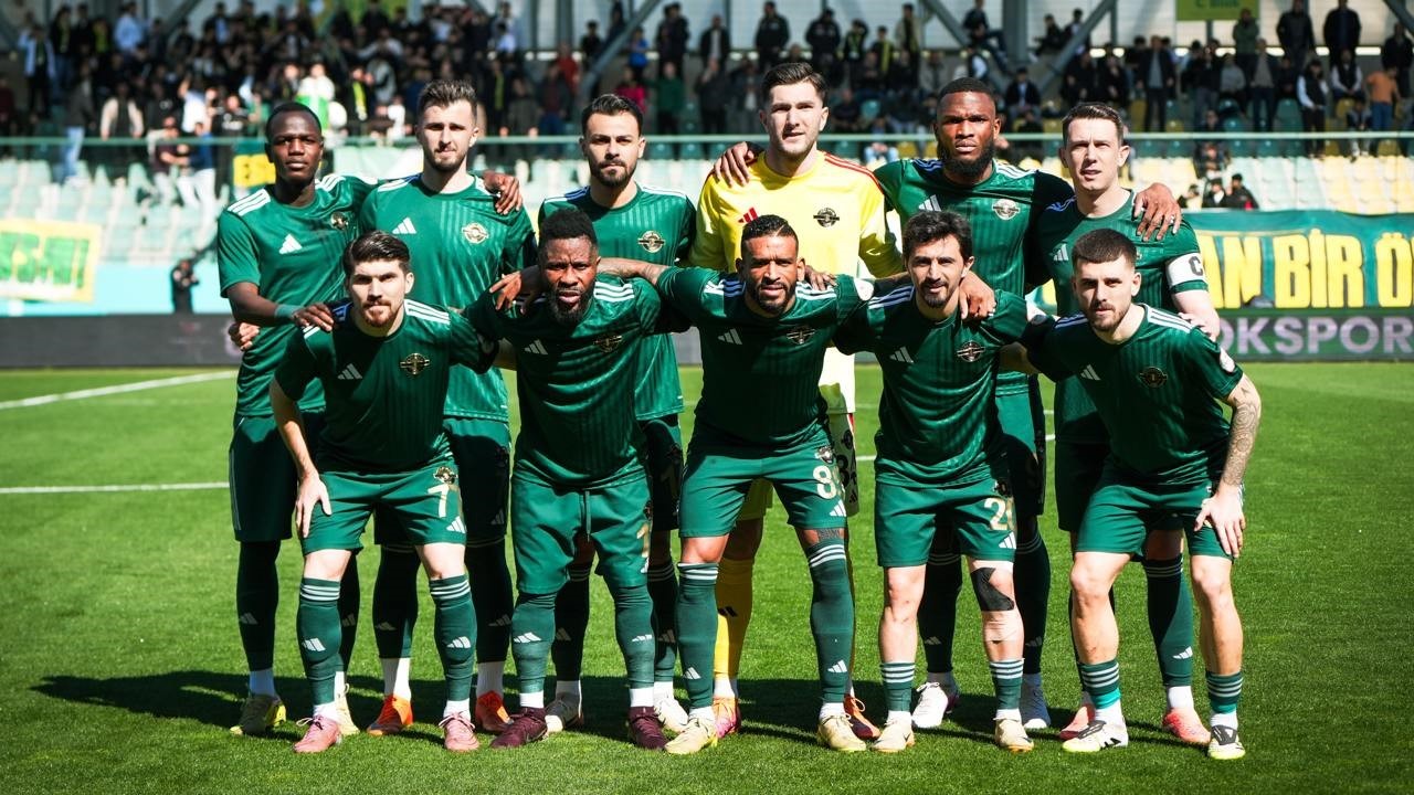 S&uuml;per Lig&rsquo;e y&uuml;kselecek son takım yarın belli olacak