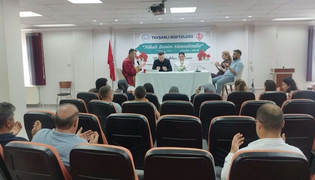 Tavşanlı M&uuml;ft&uuml;l&uuml;ğ&uuml;&rsquo;nde nikah yoğunluğu