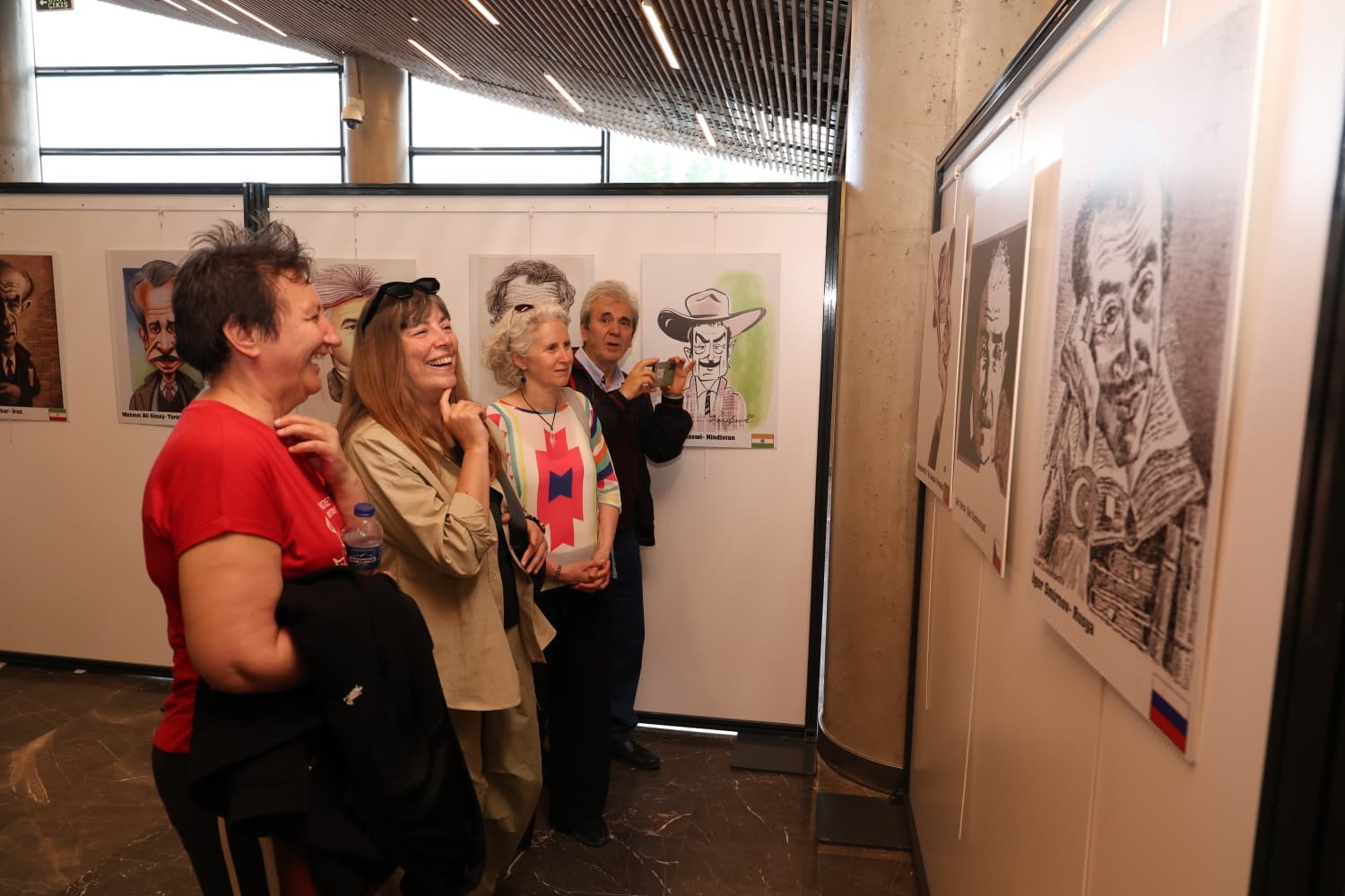 Uluslararası Orhan Kemal Karikatürleri Sergisi Osmangazi’de açıldı