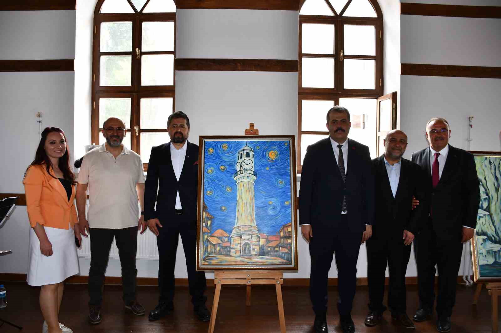 Vezirk&ouml;pr&uuml;&rsquo;de &ouml;zel sergi