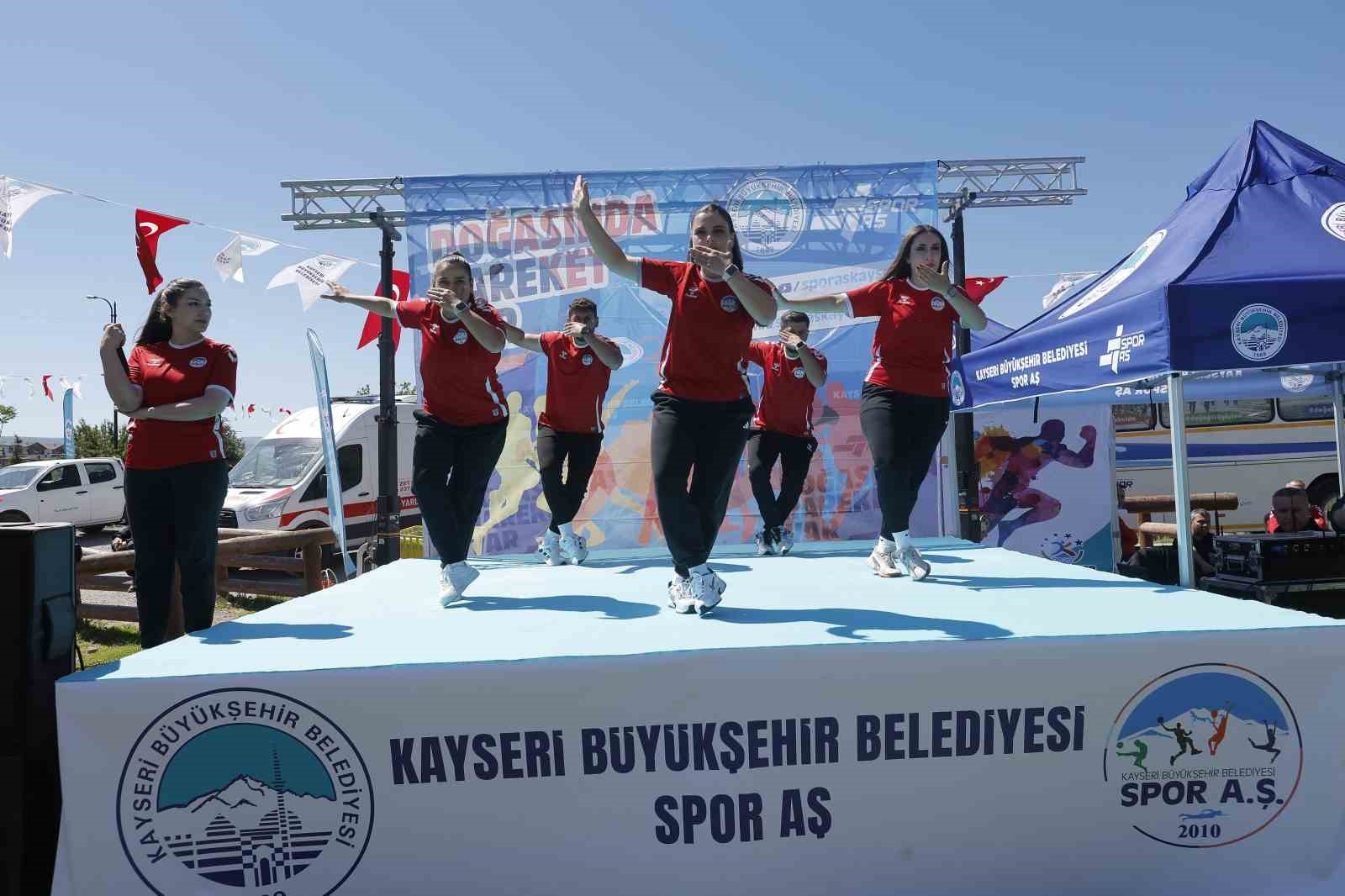 Başkan B&uuml;y&uuml;kkılı&ccedil;, doğa y&uuml;r&uuml;y&uuml;ş&uuml;nde sporseverlerle bir araya geldi