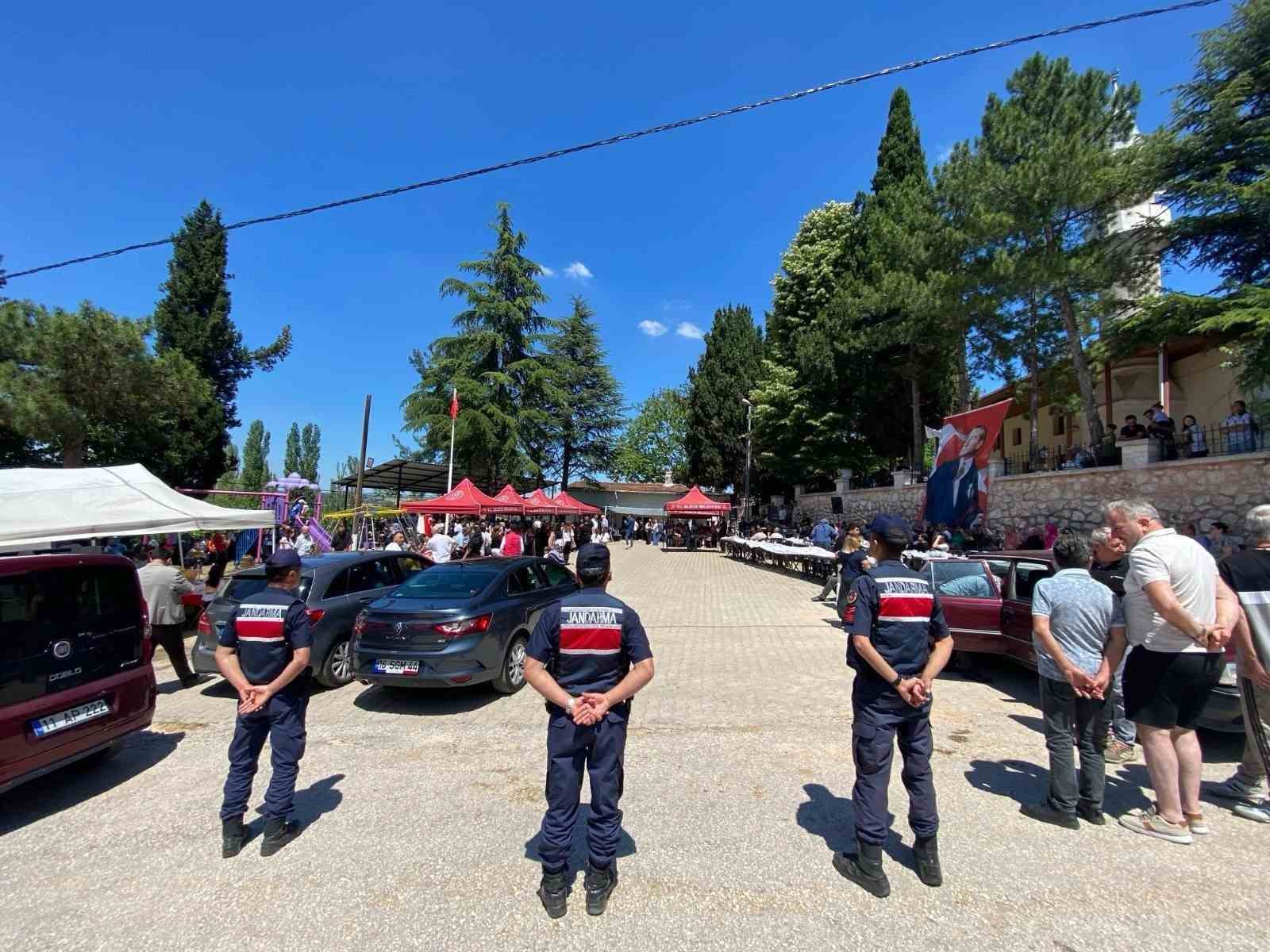 Bilecik&rsquo;te 400 vatandaşa orman yangını ve dolandırıcılık uyarısı