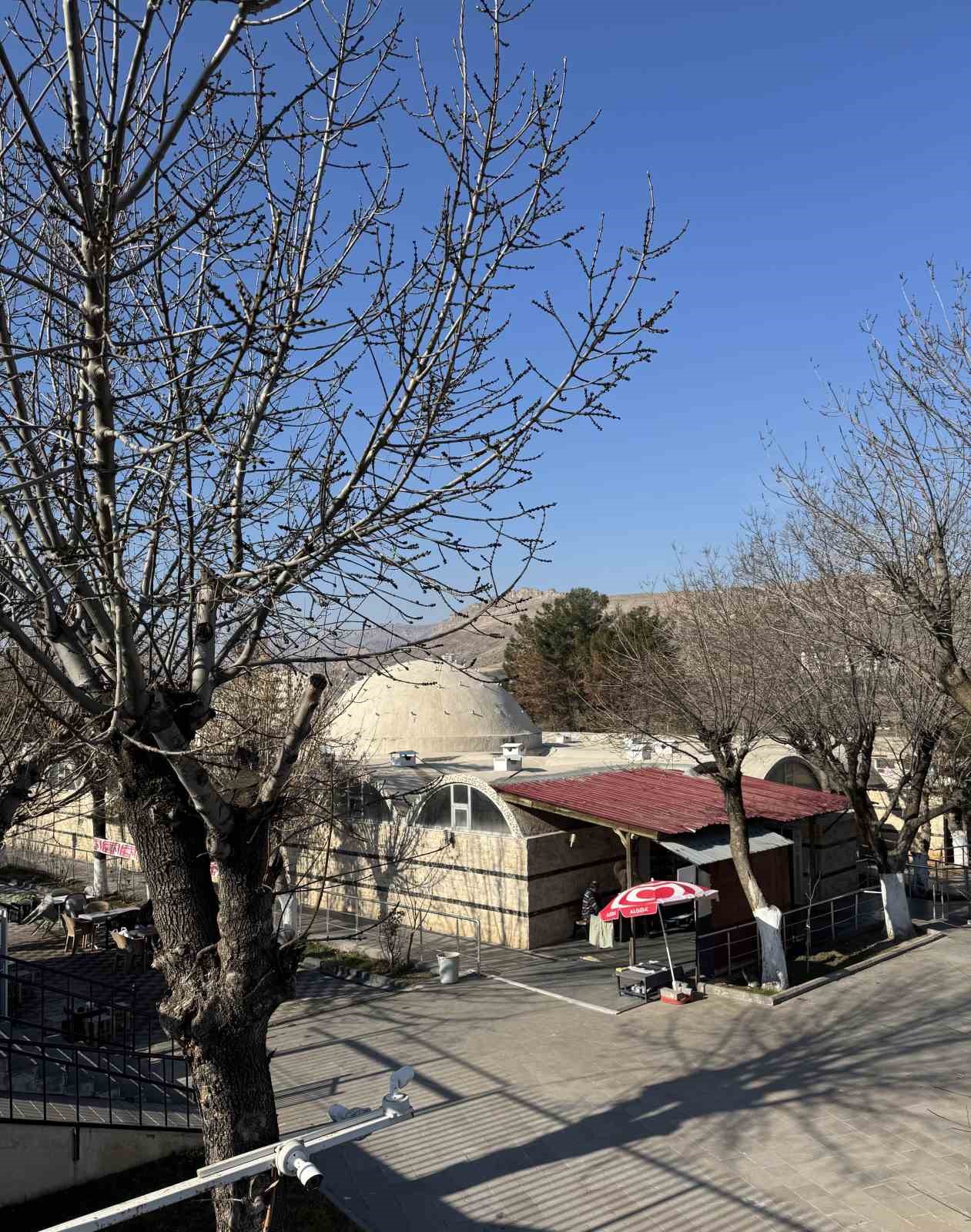 &Ccedil;ermik kaplıcaları yeni sezona hazır