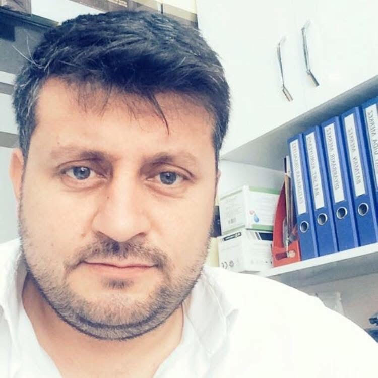 Siirt&rsquo;te otomobil ile &ccedil;arpışan motosikletin s&uuml;r&uuml;c&uuml;s&uuml; yaşamını yitirdi