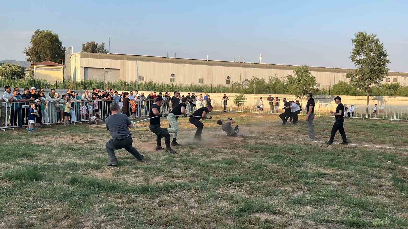 Aydın İl Emniyet M&uuml;d&uuml;rl&uuml;ğ&uuml; personeli dayanışma etkinliğinde buluştu