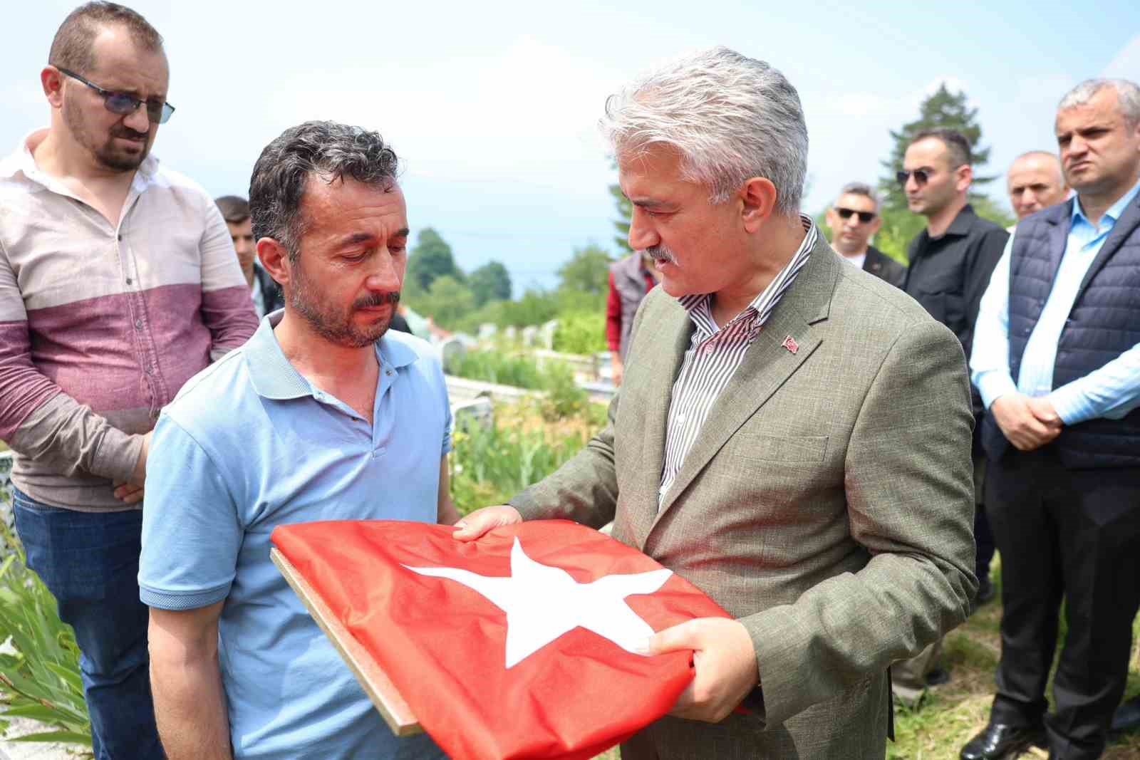 Kıbrıs Gazisi Erol &Ccedil;imşir son yolculuğuna uğurlandı