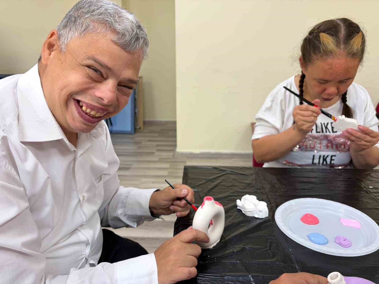 Menteşe&rsquo;de sanat engel tanımadı