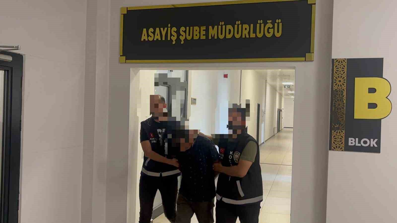 Kuzen cinayetinde &rsquo;alkoll&uuml; mekana gitme teklifi&rsquo; ve &rsquo;k&uuml;f&uuml;r&rsquo; detayı