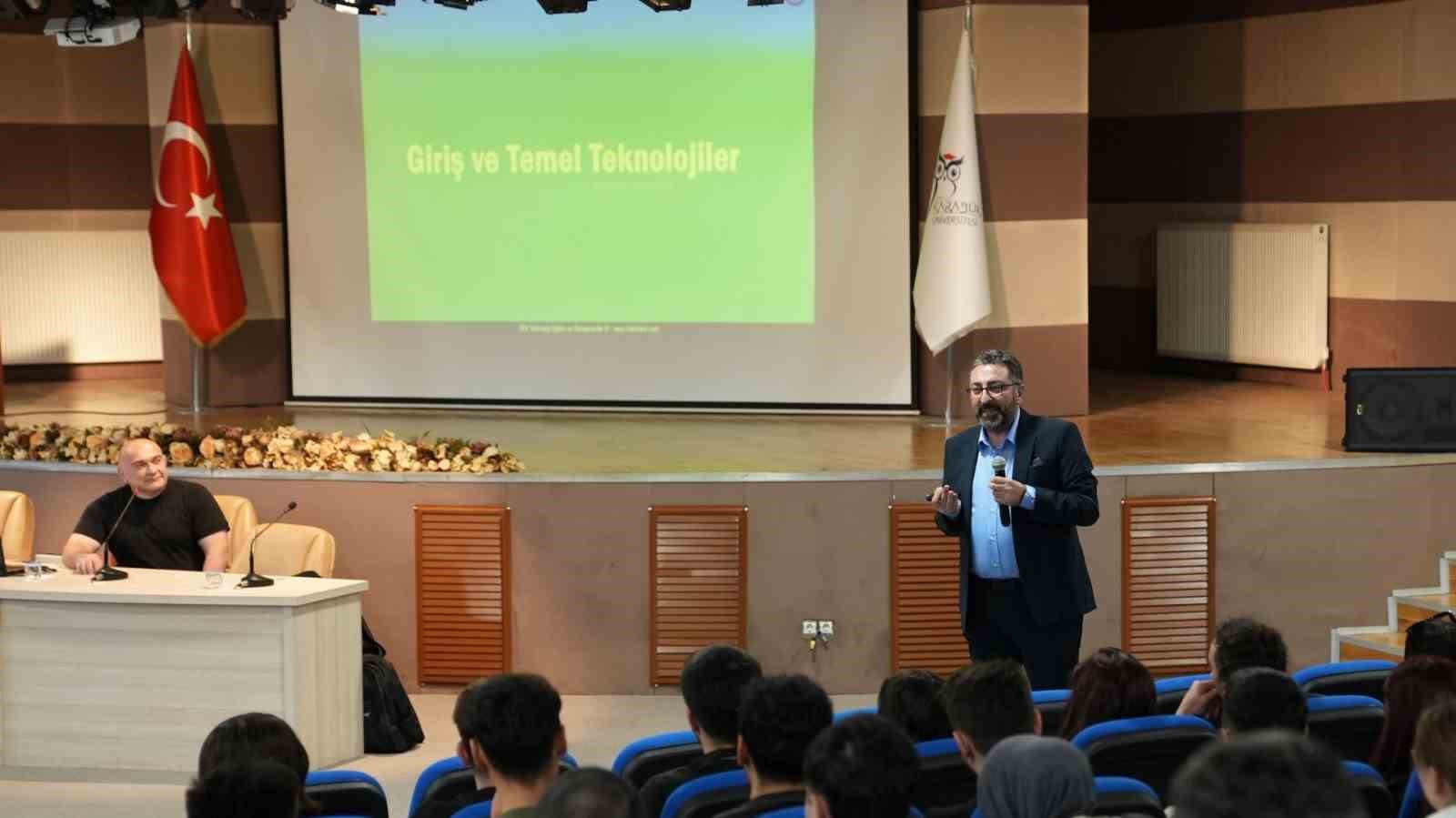 Karab&uuml;k &Uuml;niversitesi&rsquo;nde End&uuml;stri 5.0 ve yapay zek&acirc; konuşuldu