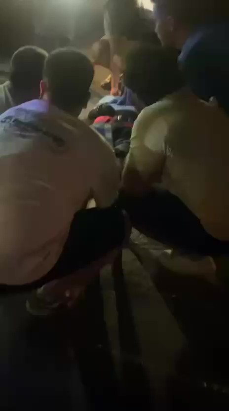 Kocaeli&rsquo;de yayaya motosiklet &ccedil;arptı: 2 ağır yaralı