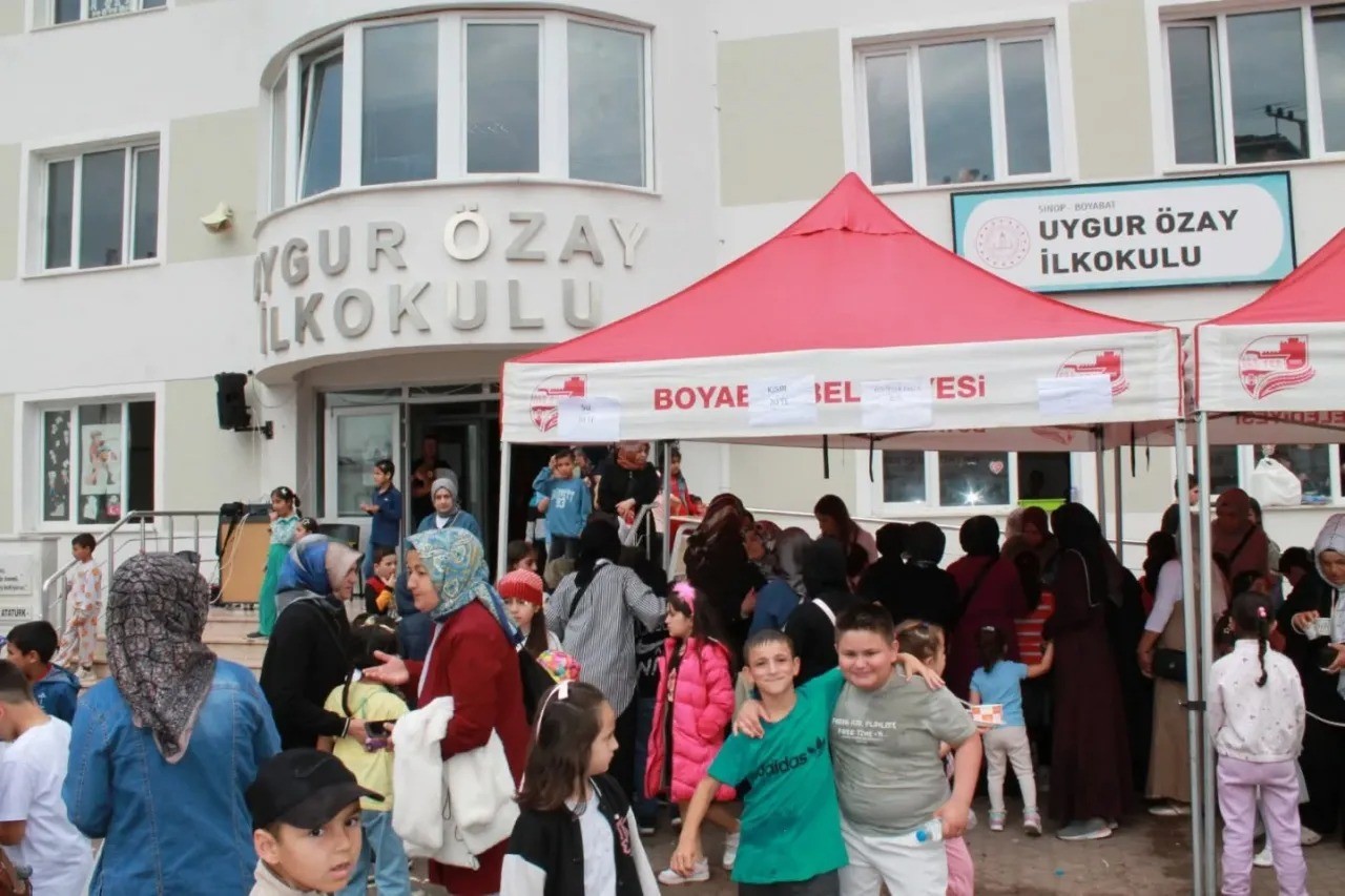Boyabat&rsquo;ta &ccedil;ocuk oyunları ş&ouml;leni