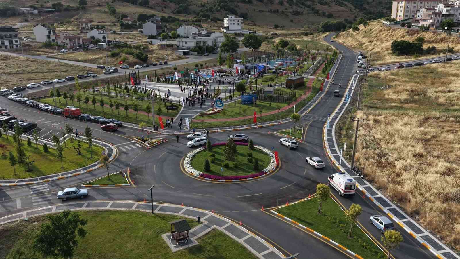 Ş&uuml;heda Parkı g&ouml;rkemli bir t&ouml;renle a&ccedil;ıldı